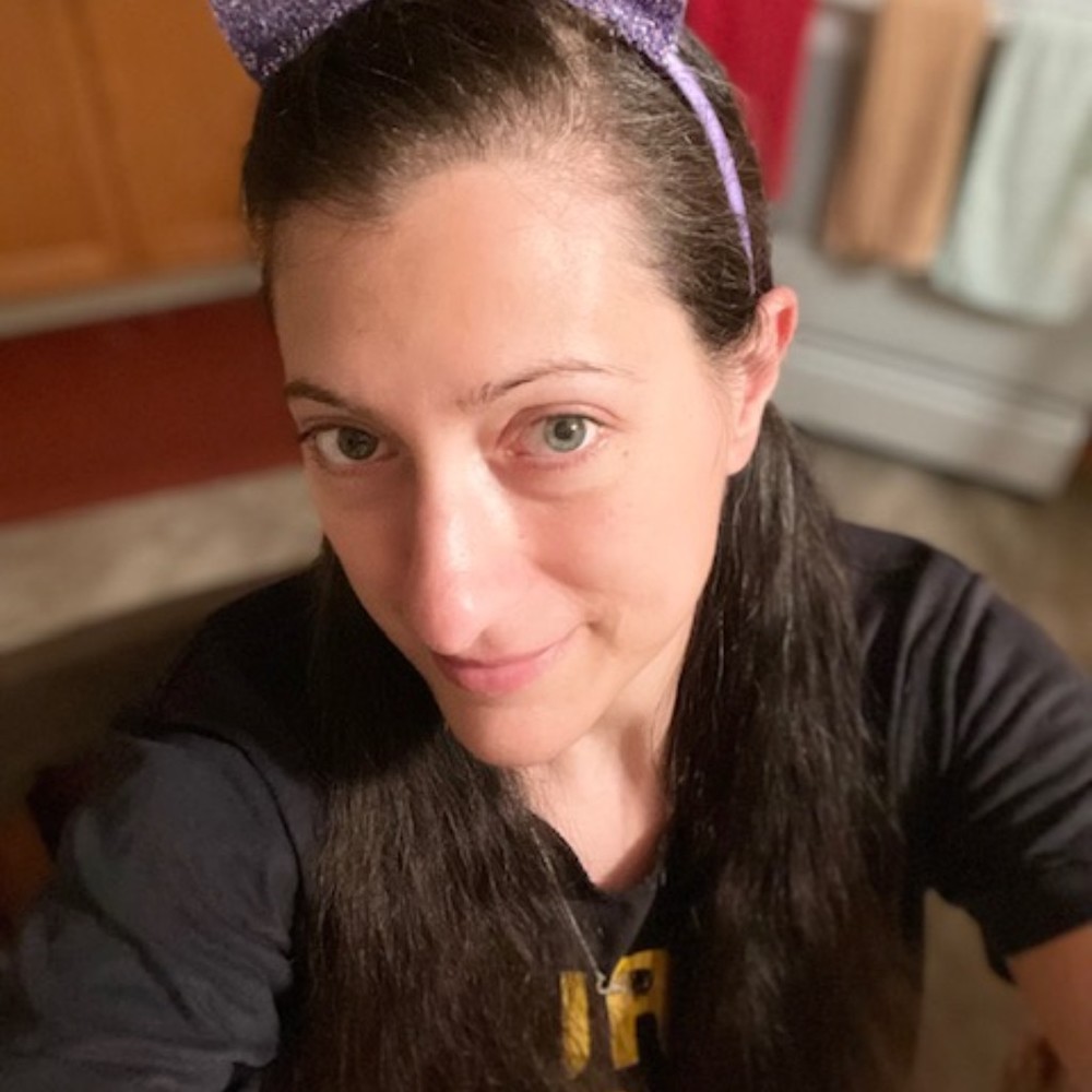 Meet your Posher, Janalyn